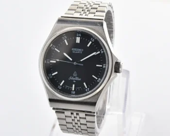 Vintage Seiko SilverWave Quartz – Black 24-Hour Dial on Original Bracelet from November 1979