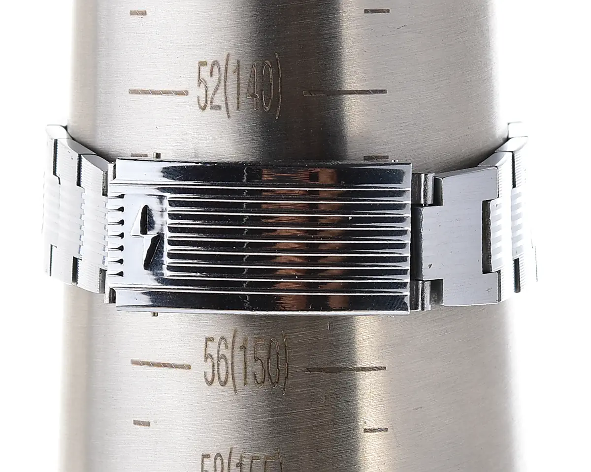 Slava Soviet quartz watch on integrated steel bracelet - complete with box & passport, from February 1985 - Image 9
