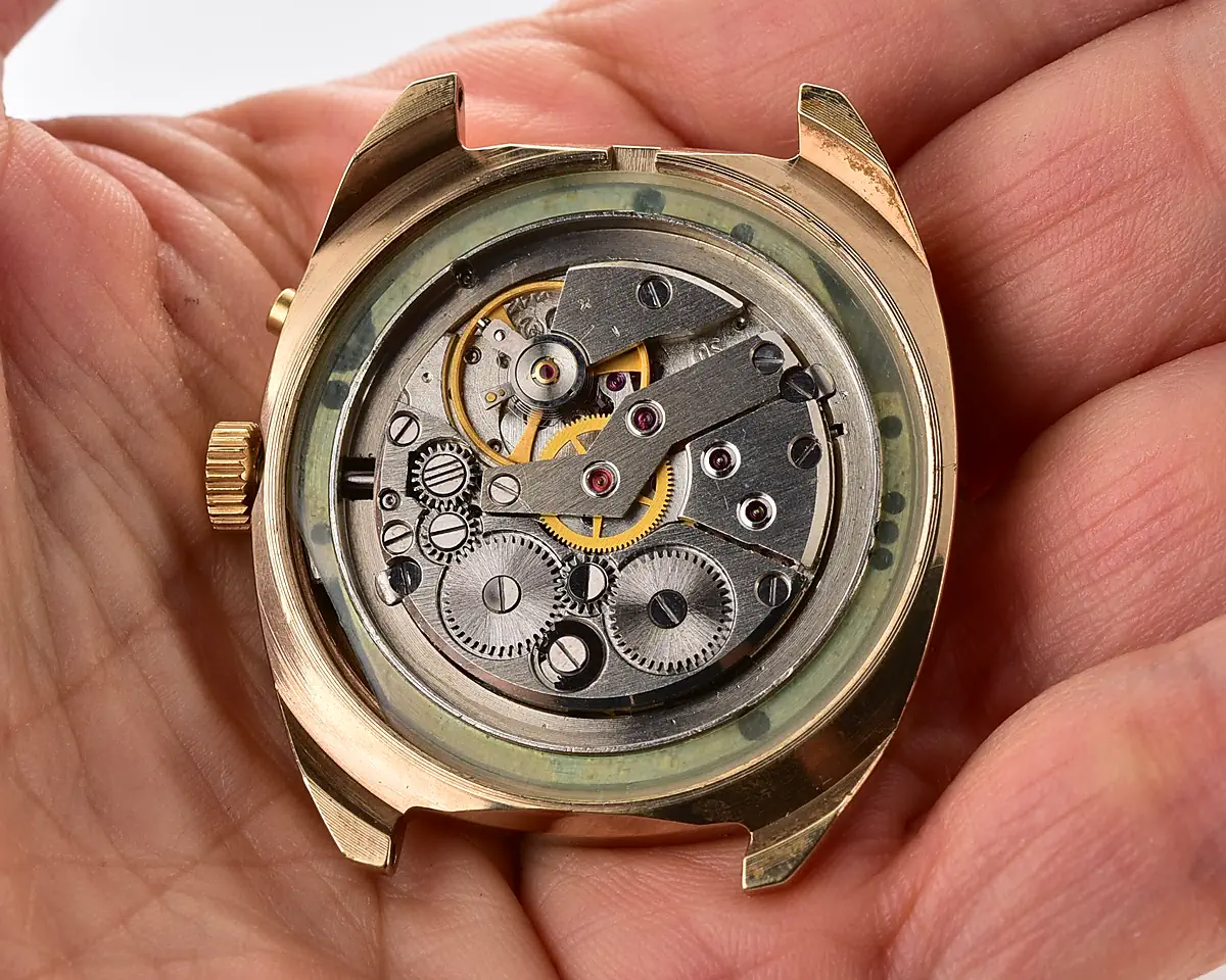 Cushion-case Slava Soviet gold-plated mechanical watch with burgundy dial, day & date, 26 jewels – with box, presented by the Kiev Military District command in December 1981 - Image 14