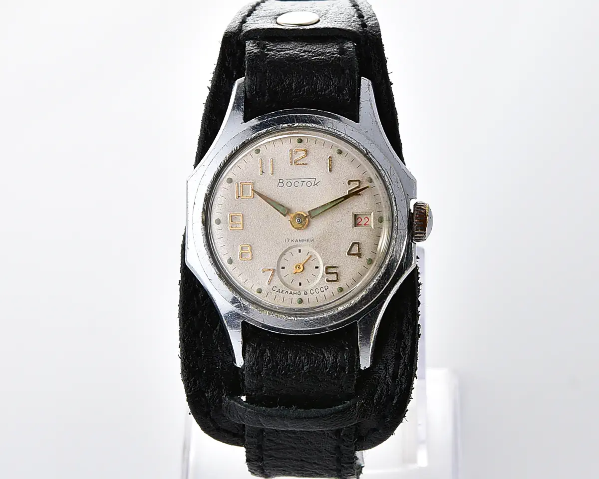 Vintage Soviet Vostok mechanical wristwatch - Image 2