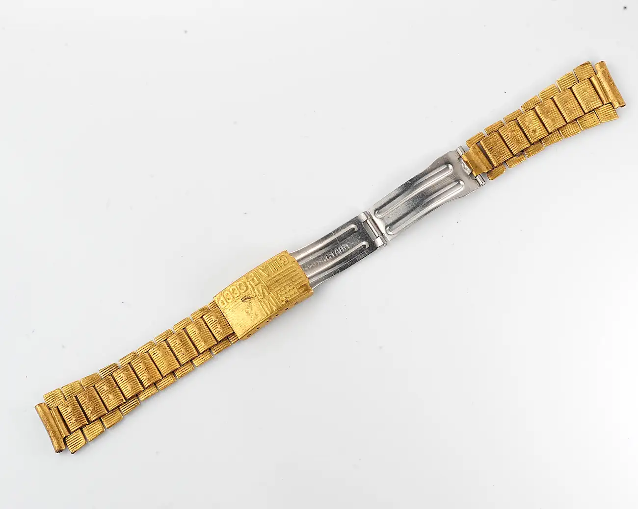 Vintage Soviet gold-plated 18mm x 150mm watch bracelet with «MIR» USA–USSR peace buckle - Image 3
