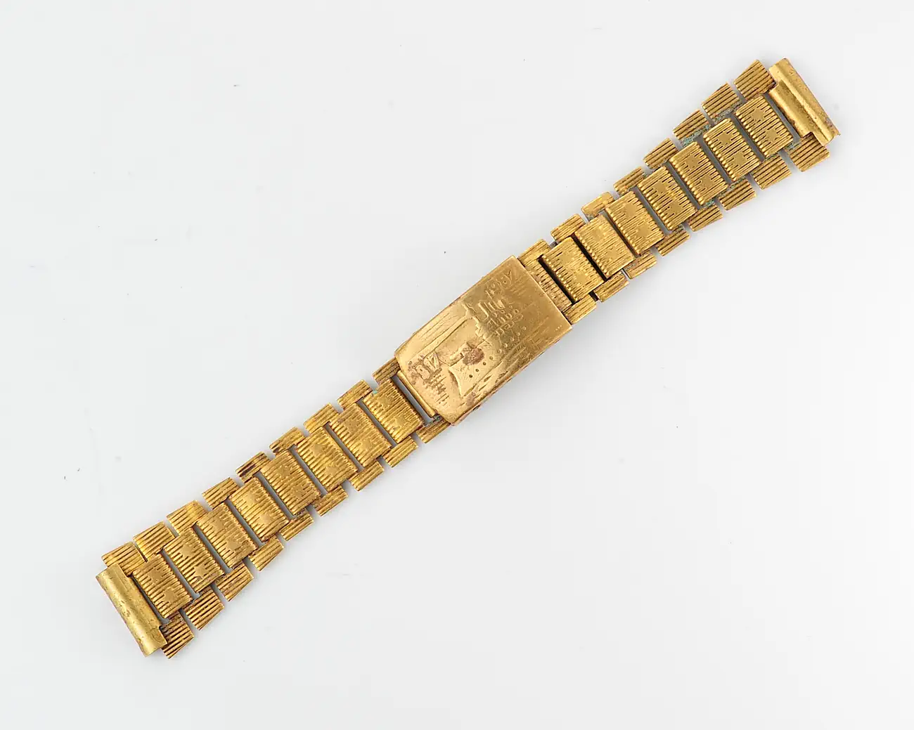 Vintage Soviet gold-plated 18mm x 160mm watch bracelet with «Aurora» cruiser buckle, 1917–1987 - Image 3