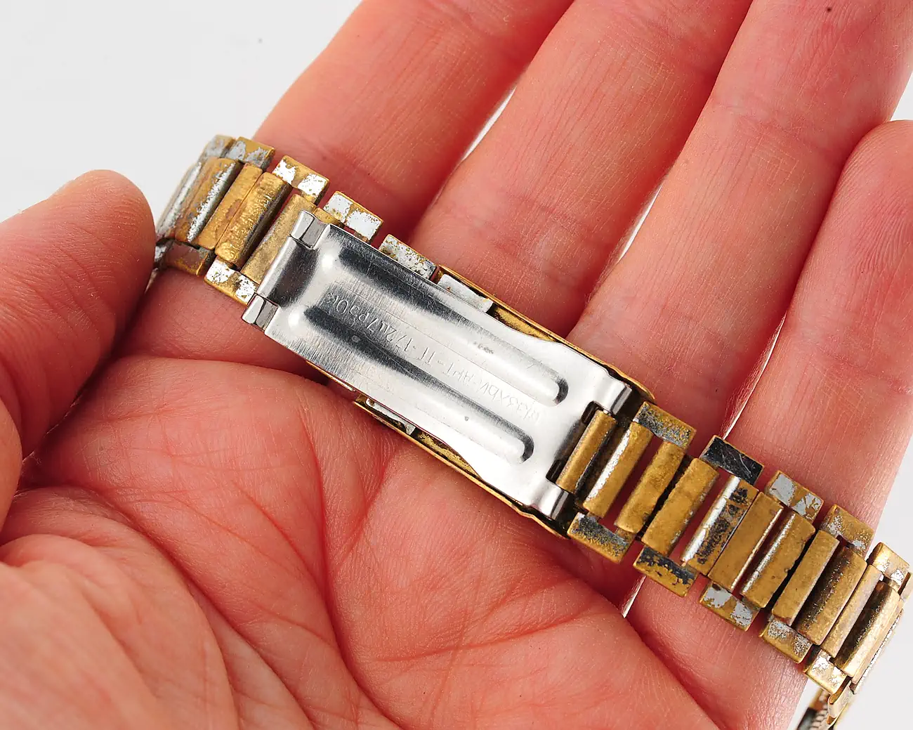 Vintage Soviet gold-plated 18mm x 160mm watch bracelet with «Aurora» cruiser buckle, 1917–1987 - Image 9