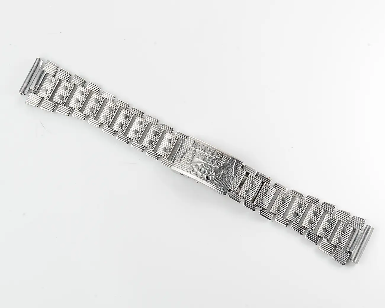Vintage Soviet stainless steel 18mm x 175mm watch bracelet with «МИРУ – МИР» Kremlin & Capitol peace buckle - Image 3