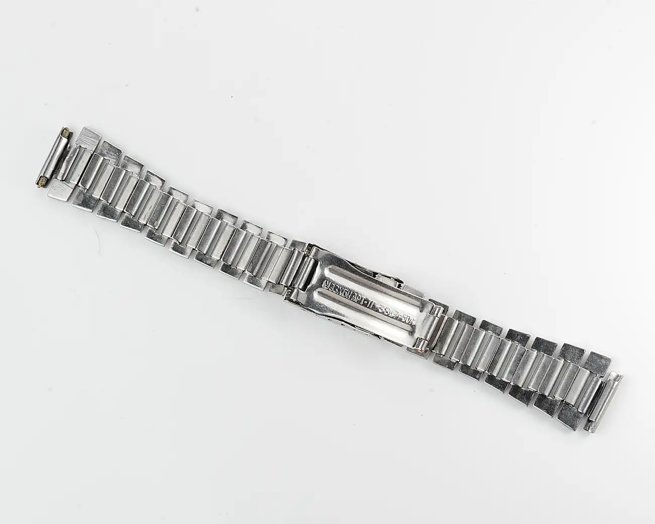 Vintage Soviet stainless steel 18mm x 175mm watch bracelet with «МИРУ – МИР» Kremlin & Capitol peace buckle - Image 4